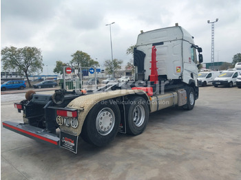 Camião polibenne RENAULT T480.26: foto 3