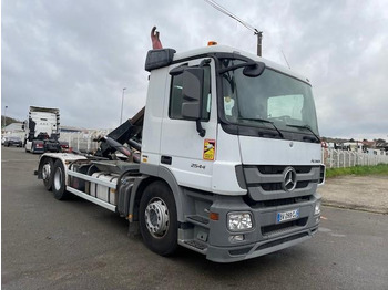 Camião polibenne Mercedes Actros 2544: foto 2