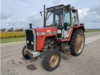 Trator MASSEY FERGUSON 690