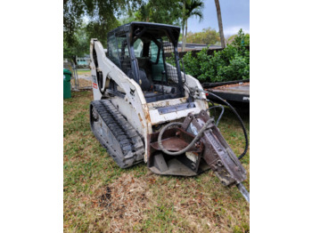 Mini pá carregadora de rastos BOBCAT T190