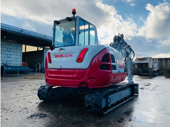 Mini escavadeira Takeuchi TB370: foto 3