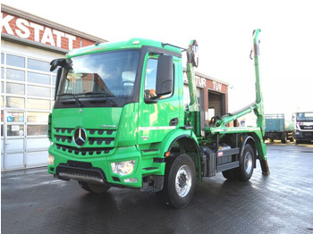 Camião multibenne MERCEDES-BENZ Arocs 1830