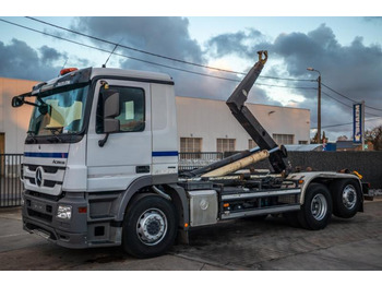 Camião polibenne MERCEDES-BENZ Actros 2646