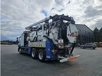 Locação financeira de Renault 6x4 WUKO RIVARD RECYTLING for collecting liquid wa  Renault 6x4 WUKO RIVARD RECYTLING for collecting liquid wa: foto 4