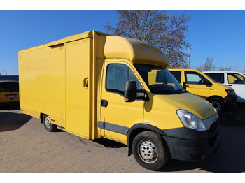 Carrinha de contentor IVECO Daily