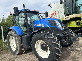 Trator NEW HOLLAND T7.200