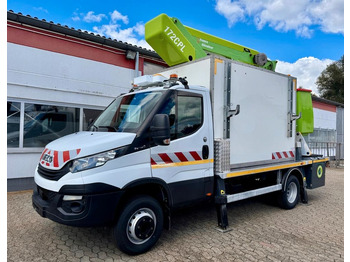 Caminhão com plataforma aérea IVECO Daily 70c18