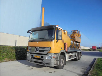 Caminhão limpa fossa MERCEDES-BENZ Actros 2532