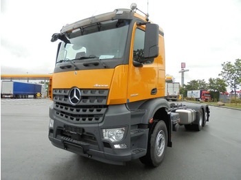 Camião chassi MERCEDES-BENZ Arocs