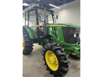 Trator JOHN DEERE