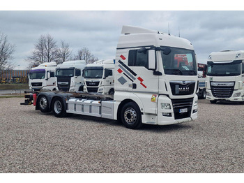 Camião transportador de contêineres/ Caixa móvel MAN TGX