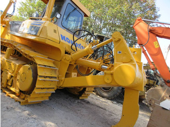 Buldôzer KOMATSU D155