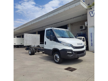 Veículo comercial IVECO Daily 35c14