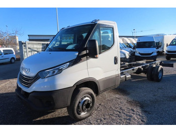 Veículo comercial IVECO Daily