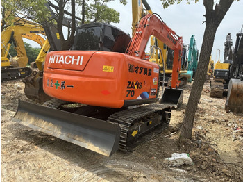 Escavadora de rastos Hitachi ZX70: foto 2