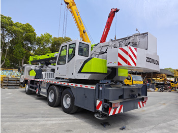 Grua móvel ZOOMLION ZTC251V: foto 5