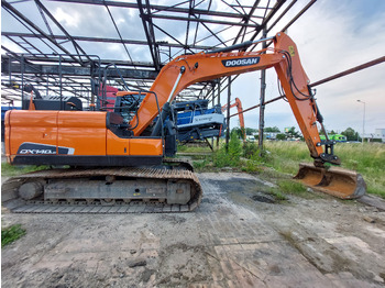 Escavadora de rastos DOOSAN DX140LC-5