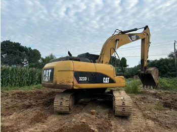 Escavadora de rastos CATERPILLAR 323DL