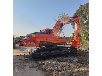 Escavadora de rastos DOOSAN DX225LC