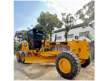 Motoniveladora CATERPILLAR 140H