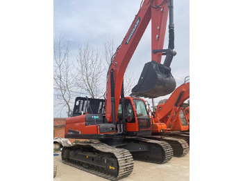 Escavadora de rastos DOOSAN DX225LC