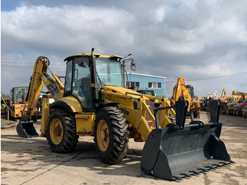 Retroescavadeira KOMATSU WB97S