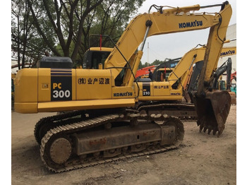 Escavadora de rastos Komatsu PC300-7: foto 3