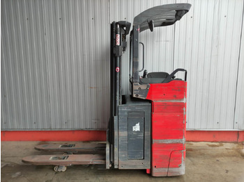 Stacker LINDE L16