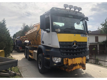 Veículo limpa-neves Mercedes-Benz Arocs 2633 6x4 piaskarka solarka pług: foto 5