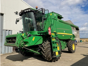 Ceifeira debulhadora JOHN DEERE T670