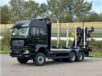 Camião de transporte de madeira MAN TGS