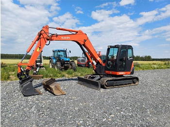 Mini escavadeira KUBOTA KX080