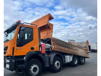 Camião basculante IVECO Trakker