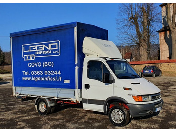 Carrinha de lona IVECO Daily 35c12