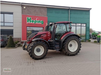 Trator VALTRA T154