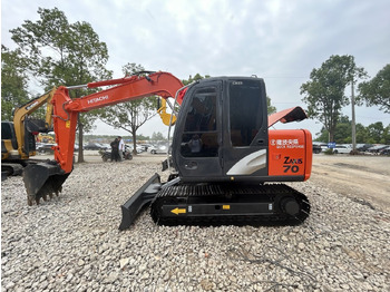 Escavadora de rastos HITACHI ZX70