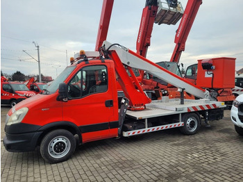 Caminhão com plataforma aérea IVECO Daily 35s11