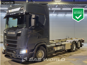 Camião transportador de contêineres/ Caixa móvel SCANIA S 540