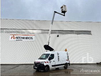 Caminhão com plataforma aérea RENAULT Master