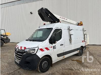 Caminhão com plataforma aérea RENAULT Master