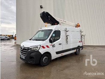 Caminhão com plataforma aérea RENAULT Master