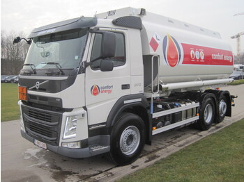 Camião cisterna VOLVO FM