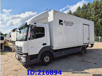 Camião isotérmico MERCEDES-BENZ Atego 818