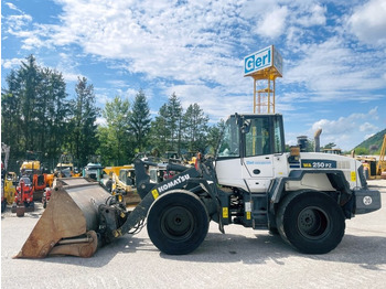 Pá carregadora de rodas KOMATSU WA250