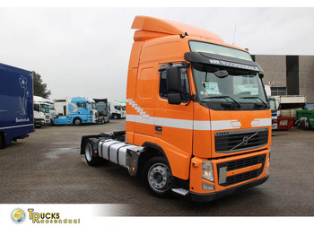 Tractor VOLVO FH