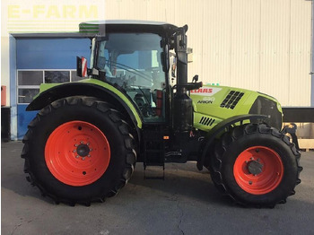 Trator CLAAS Arion 630