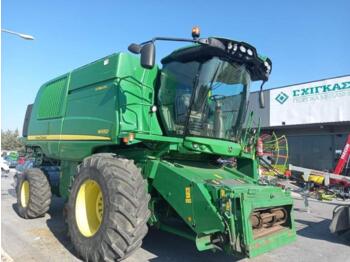 Ceifeira debulhadora JOHN DEERE W650