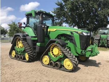 Trator JOHN DEERE