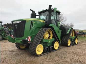 Trator JOHN DEERE