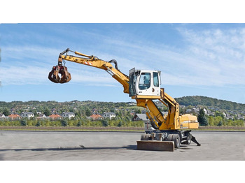 Escavadeira de rodas LIEBHERR A 316